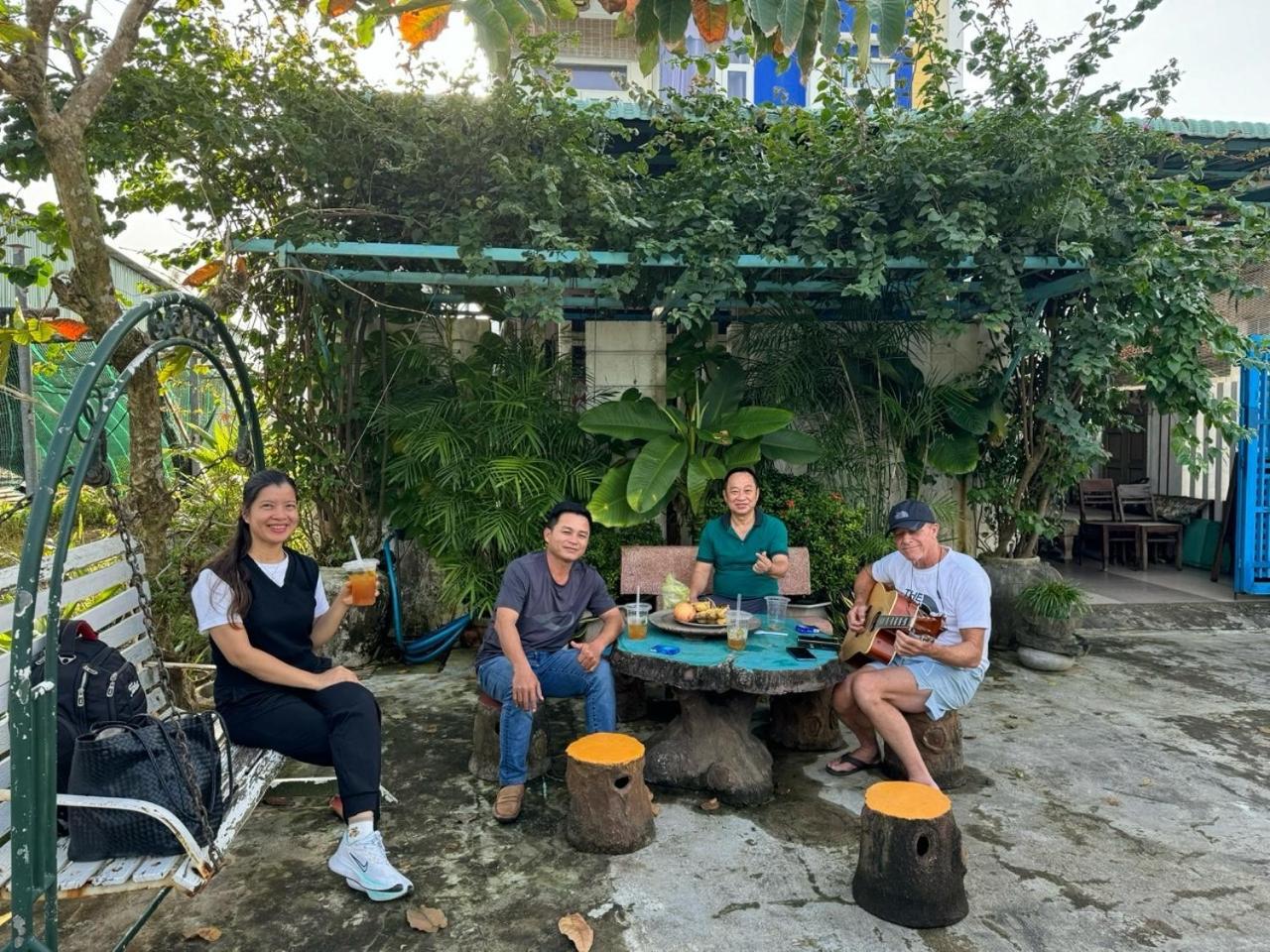 Golden Lantern Tam Thanh Homestay Tam Kỳ Esterno foto