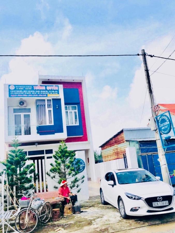 Golden Lantern Tam Thanh Homestay Tam Kỳ Esterno foto